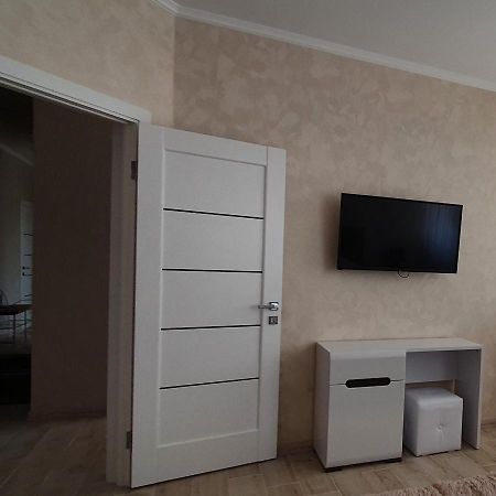 Апартаменти Квартира Chortkiv Exterior foto